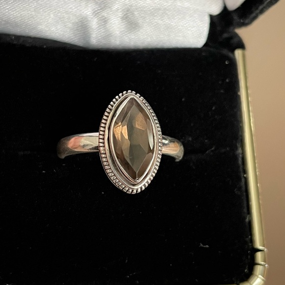 Jewelry - Quartz Gemstone Ring in Sterling Silver